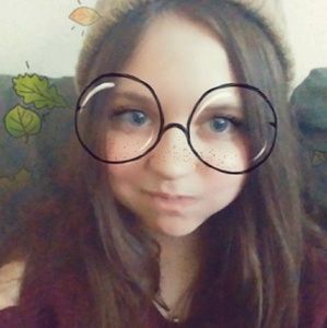 Meet your Posher, Haley